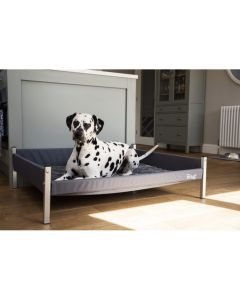 Henry Wag Elevated Dog Bed